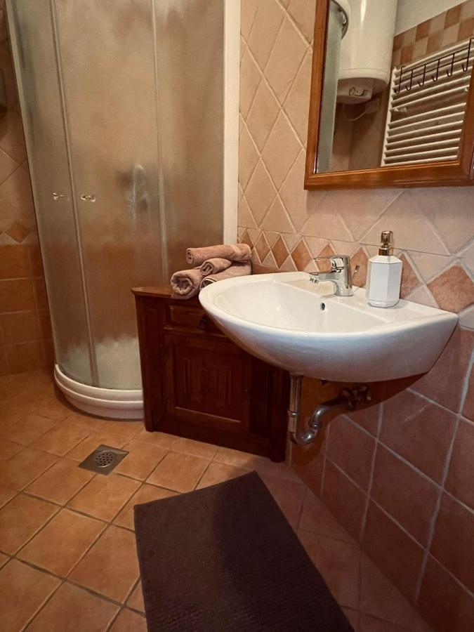 Winehouse Dolcevista Izola Apartment ภายนอก รูปภาพ